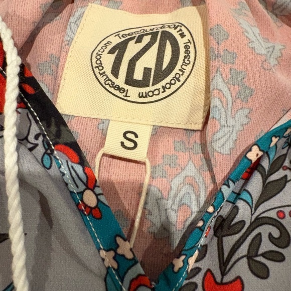 Tunic - Picture 4 of 5